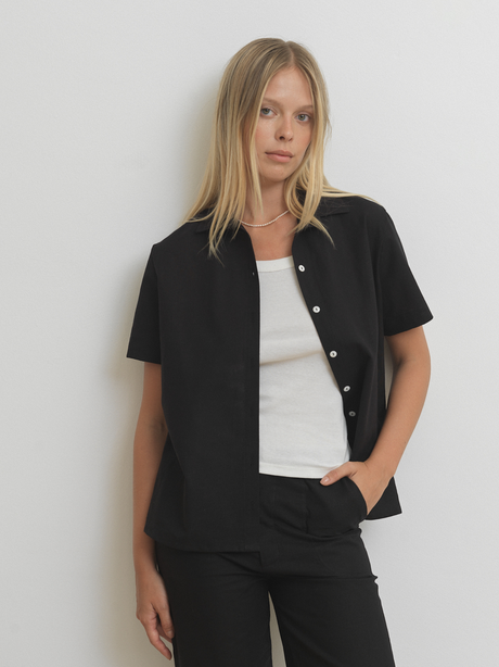 Black Short-Sleeve Cotton & Linen Shirt  - S  | By Signe from The Collection One