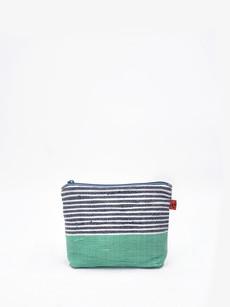 Zippy Pouch – Caterpillar via Théla