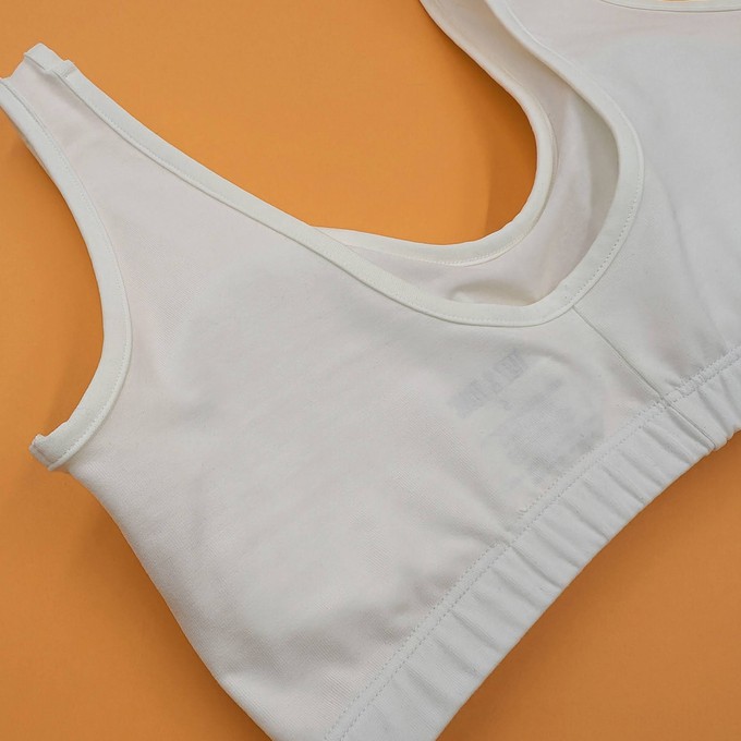 Snow White: The Everyday Soft Bra (Padded) from TIZZ & TONIC