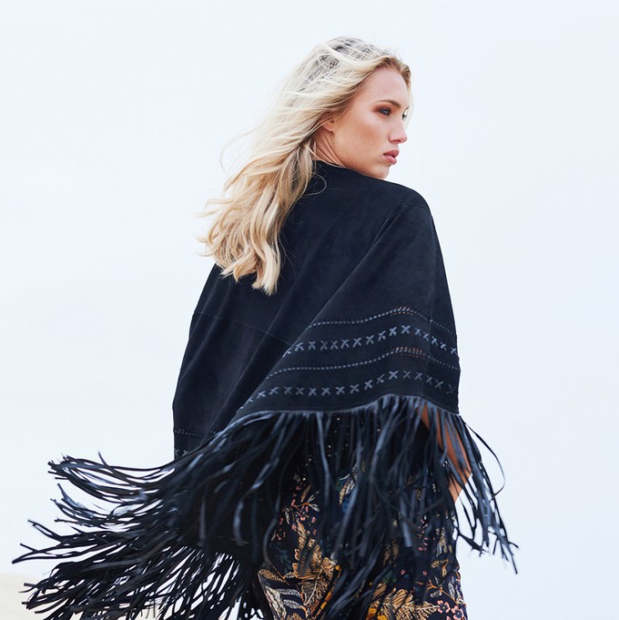 Nadine extra large suede fringe wrap - black from Treasures-Design