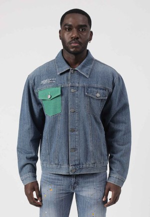 UnCrave Pledge | Mittelindigo-Truckerjacke in normaler Passform from Un Denim