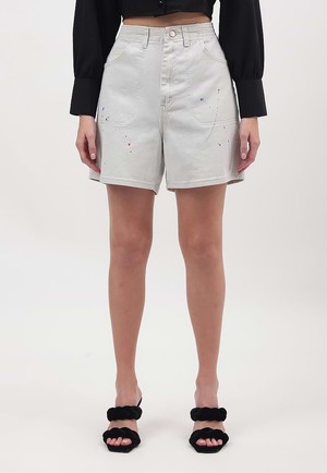 UnExcess Pledge | Weiße Bermudashorts mit hohem Bund from Un Denim