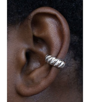 TITS Croissant Ear Cuff Zilver from UP TO DO GOOD