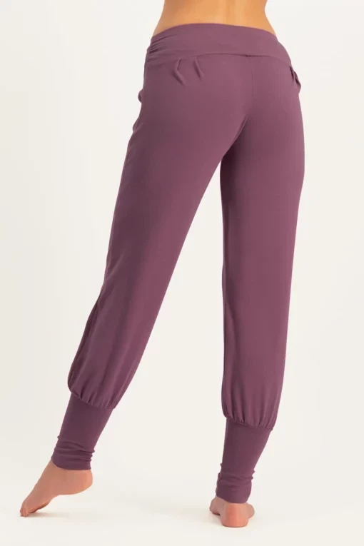 Dakini Yoga Harembroek – Mauve from Urban Goddess