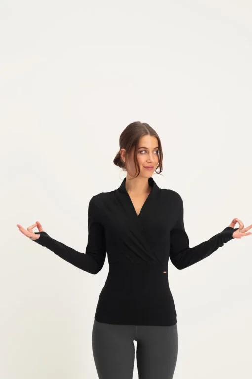 Ishtar Longsleeve Yoga Top – Onyx Black from Urban Goddess