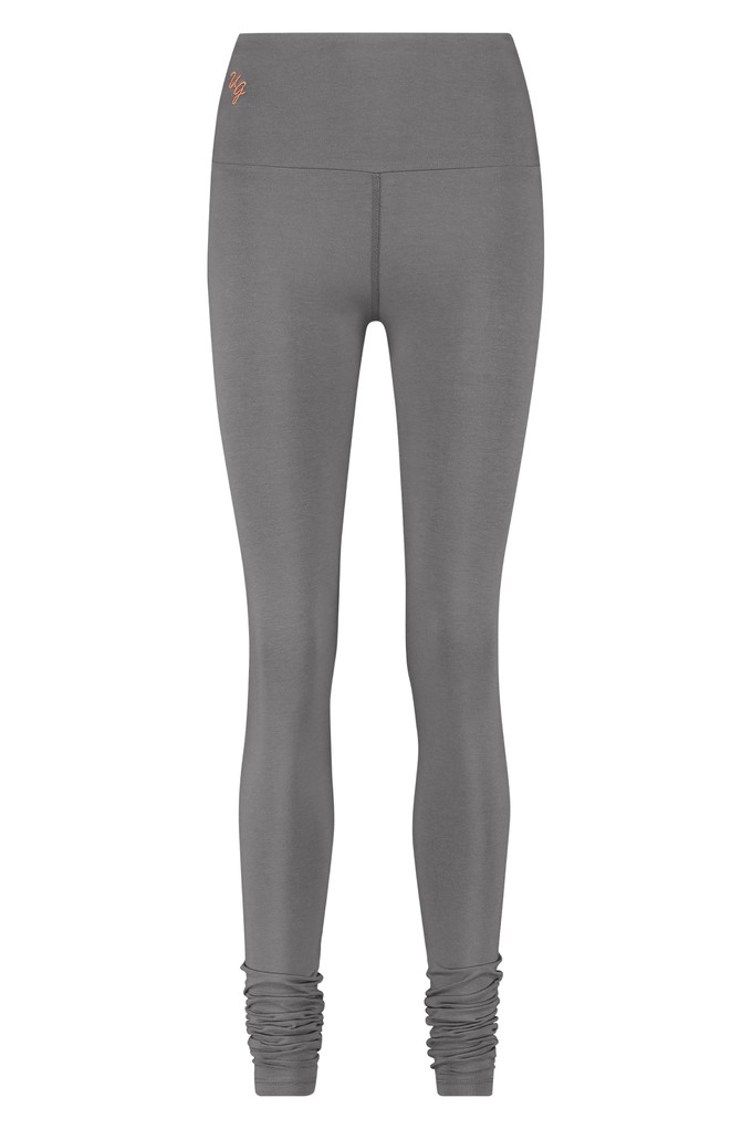 Satya Yoga Legging – Charcoal from Urban Goddess