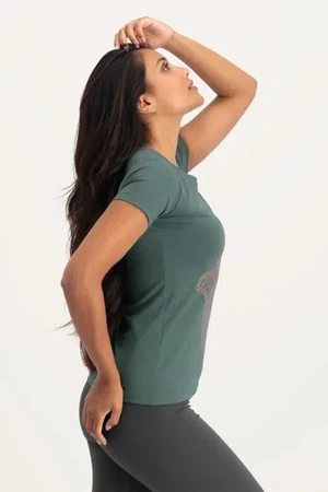 Hamsa Core Yoga Tee – Forest from Urban Goddess