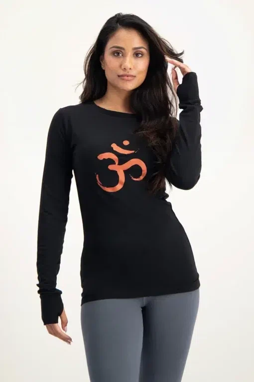 Karuna OM Yoga Langarmshirt – Onyx Black from Urban Goddess