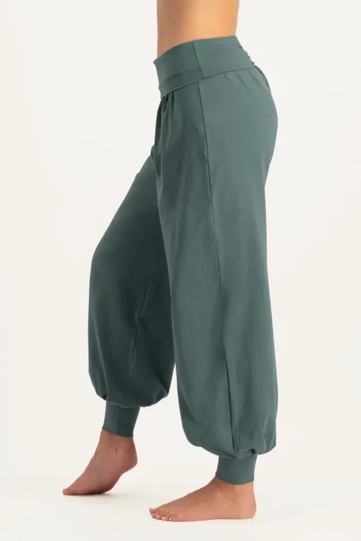 Rhea Yoga Broek – Forest from Urban Goddess