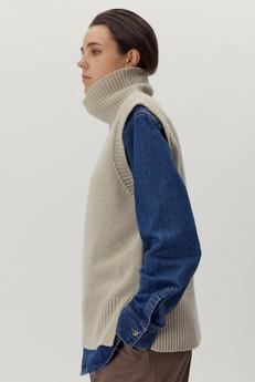 The High-neck Woolen Vest - Ecru via Urbankissed