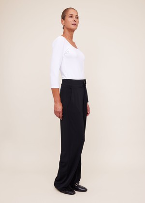 Wide leg travel chino from Vanilia