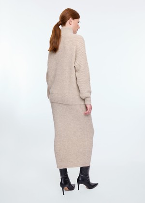 Soft knit skirt from Vanilia