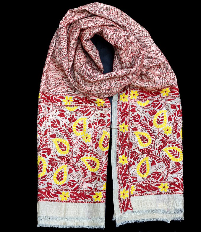 Nakshi Kantha sjaal Roestbruin Oker Paisley motief from Via India