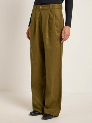 Broek Marlene Dark Olive from WANDERWOOD