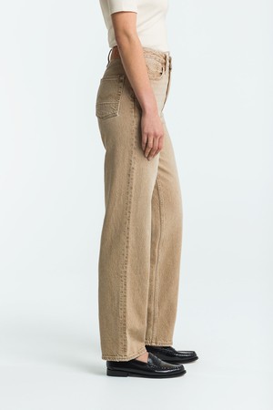 Jeans Liora Dark Beige from WANDERWOOD