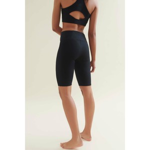 Yoga Shorts - Caviar Black from Wellicious