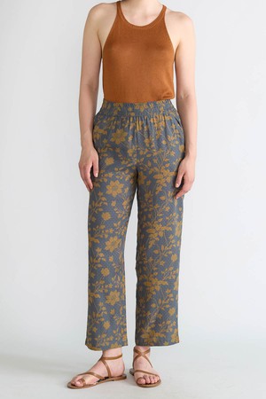 ikebana Luxurious Everyday Pants from Yahmo