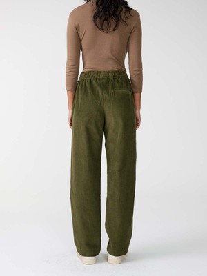 olive Corduroy Pants from Yahmo