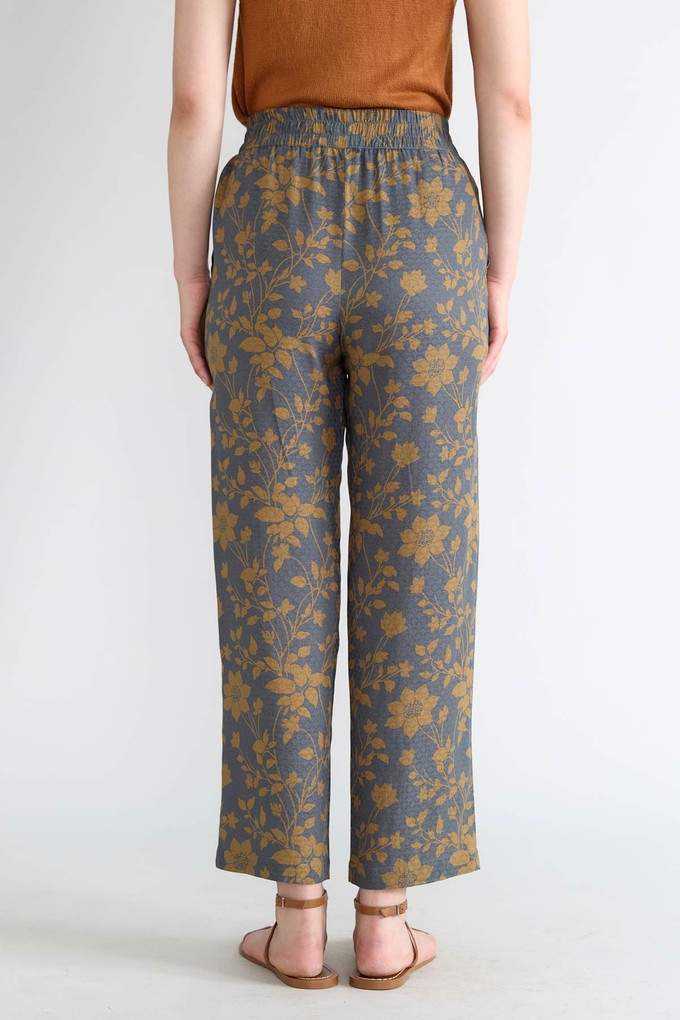 ikebana Luxurious Everyday Pants from Yahmo