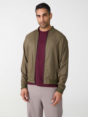 leo/olive Reversible Bomber from Yahmo